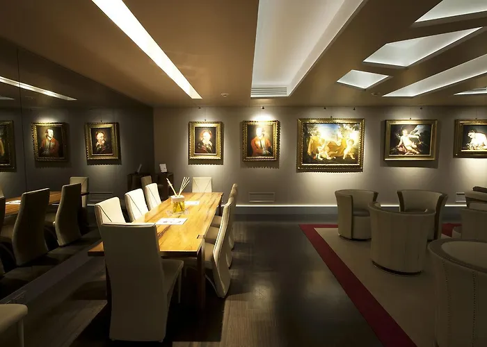 Hotel Harry's Bar Trevi & Restaurant